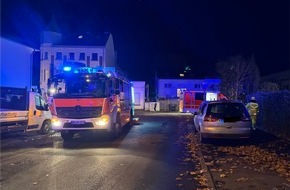 Feuerwehr und Rettungsdienst Bonn: FW-BN: Schnelles Eingreifen der Feuerwehr verhindert Brandausbreitung in einem Wohnheim in Bad Godesberg