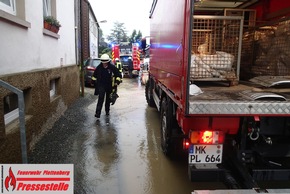 FW-PL: Folgemeldung: Stadtalarm in Plettenberg. Folgen eines Unwetters halten Feuerwehr in Atem.