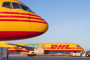 PM: DHL Express fliegt &quot;Dankeschön&quot; an seine Mitarbeiter quer durch Europa / PR: DHL expresses appreciation to its employees on a Boeing 757 plane