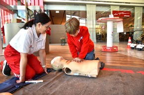 Neuer RID-Weltrekord zum Weltreanimationstag – Österreich holt mit 60 Stunden die längste Reanimations-Staffel der Welt