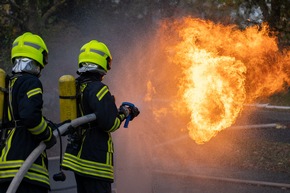 FW Flotwedel: Einsatzkräfte der Freiwilligen Feuerwehr Flotwedel bilden sich im Bereich Atemschutz fort