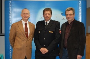 Polizeiinspektion Cuxhaven: POL-CUX: Polizeiinspektion Cuxhaven / Wesermarsch veröffentlicht Kriminalstatistik: Herausragende Ermittlungskomplexe bestimmten 2010 den Alltag der Polizei + anvisierte 60-Prozent-Aufklärungsquote übertroffen