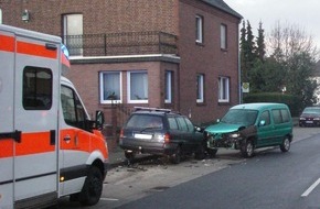 Polizei Düren: POL-DN: Aus voller Fahrt gegen geparkten Pkw