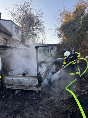 FW-EN: Mehrere Brandeinsätze für die Hattinger Feuerwehr am heutigen Sonntag