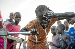 UNICEF Deutschland: Immer heißer: Millionen Kinder erleben jedes Jahr doppelt so viele Hitzetage wie noch ihre Großeltern