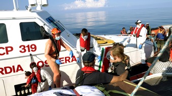 ARD Mediathek: "Mission im Mittelmeer - Jedes Menschenleben zählt"