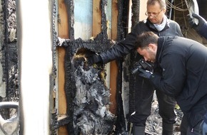 Polizeiinspektion Hameln-Pyrmont/Holzminden: POL-HM: Nachtrag zur Mitteilung "Brand eines Doppelhauses": keine Hinweise auf Brandstiftung