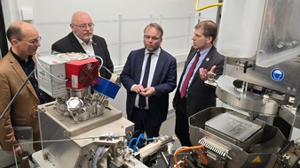 Universit&auml;t Kassel: Eine einzigartige Maschine soll helfen, kritische Rohstoffe zu ersetzen &ndash; und noch viel mehr