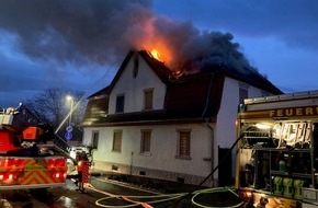 Polizeidirektion Neustadt/Weinstraße: POL-PDNW: Dachstuhlbrand einer Doppelhaushälfte mit anschließender Räumung aufgrund Munitionsfund
