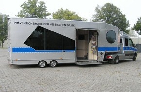 Polizeipräsidium Südhessen: POL-DA: Südhessen / Darmstadt: Sicheres Hessen- Einbrechern einen Riegel vorschieben / Präventionsmobil der Hessischen Polizei unterwegs in Südhessen