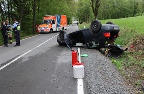 Kreispolizeibehörde Oberbergischer Kreis: POL-GM: Mit dem Auto überschlagen - vier Verletzte