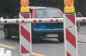 Bundespolizeiinspektion Flensburg: BPOL-FL: Auto wartet nicht am geschlossenen Bahnübergang - Bundespolizei ermittelt Fahrzeughalter