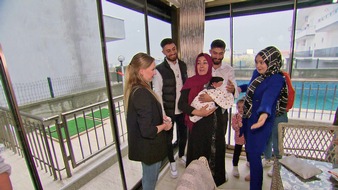 RTLZWEI: Neue Folgen im Doppelpack "Die Wollnys - Eine schrecklich große Familie": Babyglück und viel Familienzeit bei den Wollnys