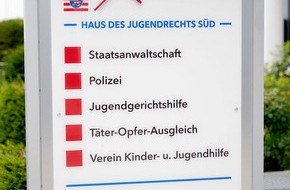 Polizeipräsidium Frankfurt am Main: POL-F: 210728 - 0902 Frankfurt-Sachsenhausen: Leiter der Staatsanwaltschaft und Polizeipräsident der Frankfurter Polizei besuchen neues Haus des Jugendrechts (HdJR-Süd) - Gemeinsame Pressemitteilung