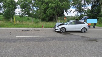 Polizeidirektion Trier: POL-PDTR: Hermeskeil - Verkehrsunfall mit vier verletzten Personen