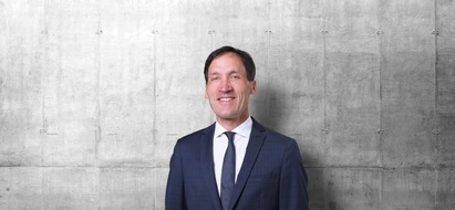 Liechtensteinische Landesbank AG: Steigen die Zinsen weiter? Was Sparer jetzt beachten sollten / Bernhard Schmitt, Anlageexperte bei willbe, der Geldanlage-App der Liechtensteinischen Landesbank, erwartet st&auml;rkere Zinsschwankungen.