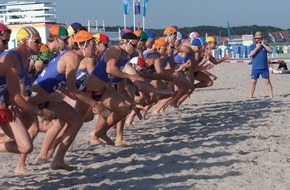 DLRG - Deutsche Lebens-Rettungs-Gesellschaft: 20. Internationaler DLRG Cup / Rettungsschwimmer aus sieben Nationen wettstreiten am Strand von Warnemünde