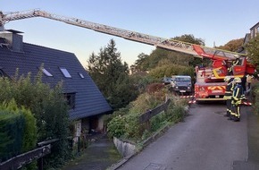 Feuerwehr Hattingen: FW-EN: Kaminbrand beschäftigt die Hattinger Feuerwehr fast drei Stunden