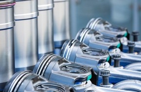 MAHLE International GmbH: MAHLE entwickelt neue Generation thermisch isolierender Kolbenbeschichtungen für Nutzfahrzeuge