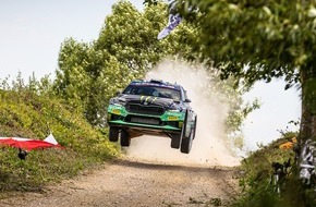 Skoda Auto Deutschland GmbH: Rallye Polen: Škoda Crew Oliver Solberg und Beifahrer Elliott Edmondson erobern Platz zwei in der WRC2-Kategorie