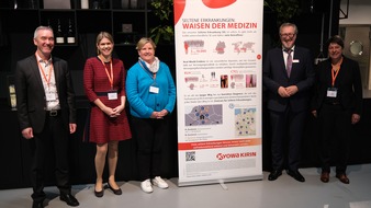Kyowa Kirin GmbH: Versorgung Seltene Erkrankungen: Die Kyowa Kirin GmbH hat sich zum Ziel gesetzt, das Leben von Menschen mit Seltenen Erkrankungen zu verbessern, und Lösungswege mit Expert:innen diskutiert