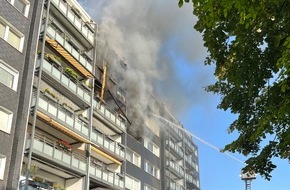 Feuerwehr Heiligenhaus: FW-Heiligenhaus: Wohnungsbrand im fünften Obergeschoss eines großen Mehrfamilienhauses in Heiligenhaus Unterilp