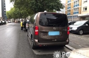 Polizeipräsidium Westpfalz: POL-PPWP: E-Scooter-Fahrer verursacht Unfall und flüchtet