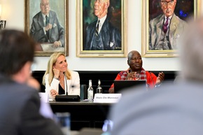 Aid by Trade Foundation investiert zum 20. Stiftungsjubiläum 500.000 Euro in neuen Biodiversity Fund