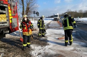 Freiwillige Feuerwehr Werne: FW-WRN: TH_1 - LZ1 - PKW Ölwanne aufgerissen