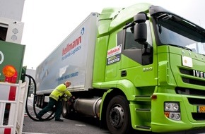 Hellmann Worldwide Logistics: Hellmann Worldwide Logistics testet als erstes Unternehmen in Deutschland LNG (Flüssig-Erdgas) als Kraftstoff für schwere Nutzfahrzeuge (BILD)