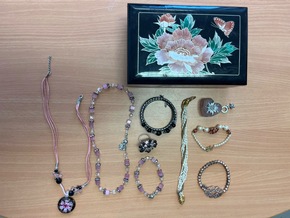 POL-UN: Bergkamen - Eigent&uuml;mer von sichergestelltem Schmuck gesucht