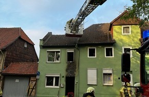 Feuerwehr Helmstedt: FW Helmstedt: Gebäudebrand im Großen Kirchhof