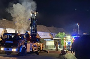 Kreisfeuerwehrverband Segeberg: FW-SE: Feuer in Mittelreihenhaus