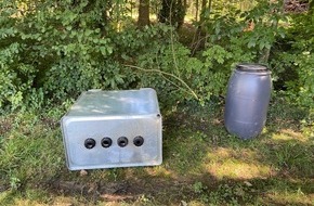 Polizeipräsidium Offenburg: POL-OG: Ottersweier - Heizöltanks widerrechtlich entsorgt und Erdreich verunreinigt, Polizei bittet um Hinweise