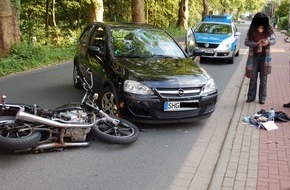 Polizeiinspektion Nienburg / Schaumburg: POL-STH: Motorradfahrerin bei Verkehrsunfall verletzt