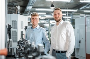 JMVision GmbH: Die Risiken der Abhängigkeit: Marwin Gfrörer und Jan Kleinmann von der JMVision GmbH verraten, wie mittelständische Industriebetriebe ihre Zukunft sichern können