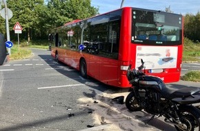 Feuerwehr Schermbeck: FW-Schermbeck: Auslaufende Betriebsmittel nach Verkehrsunfall