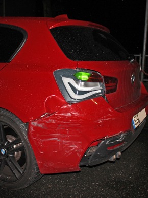 POL-ME: Junger Fahrer verliert die Kontrolle über seinen BMW - Hilden - 1907105