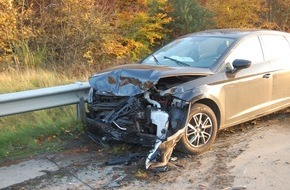 Polizeidirektion Kaiserslautern: POL-PDKL: A6/Enkenbach-Alsenborn,zwei Schwerverletzte nach Frontalzusammenstoß