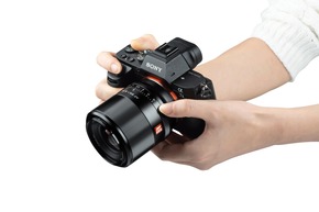 Rollei stellt neues Viltrox-Objektiv für Sony-Vollformatkameras vor