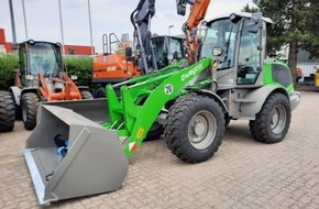 Polizeidirektion Hannover: POL-H: Hannover-Vahrenheide: Unbekannter entwendet Radlader - Polizei bittet um Zeugenhinweise