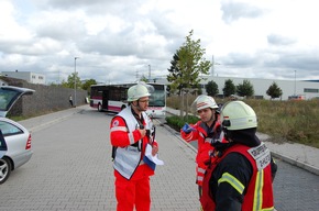 FW-NE: Jahresübung der Feuerwehr Kaarst