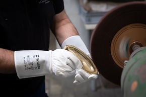 Pressemitteilung - Leuchten Manufactur Wurzen: Investorensuche für den Spezialisten für einzigartige historische Leuchten angelaufen