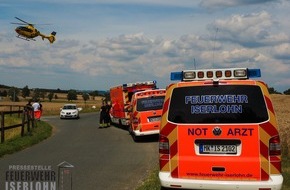 Feuerwehr Iserlohn: FW-MK: Verkehrsunfall - Person eingeklemmt unter Pferdegespann