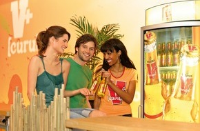 Brauerei C. & A. VELTINS GmbH & Co. KG: Exotisch fruchtig und bierig: "V+Curuba" reizt mit südamerikanischem Feeling