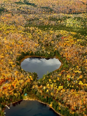 Québec im goldenen Herbstkleid: Wandern, Reiten und kulinarische Genüsse
