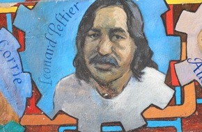 Gesellschaft für bedrohte Völker e.V. (GfbV): „Schande für US-Justiz“: Indigener Aktivist Leonard Peltier nicht auf Bewährung freigelassen
