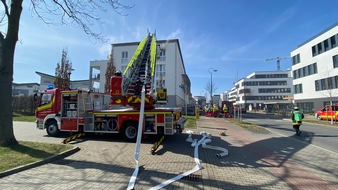 Feuerwehr Dortmund: FW-DO: Wohnungsbrand in einem Mehrfamilienhaus