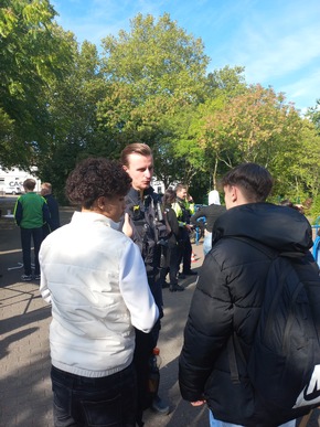 POL-RE: Kreis Recklinghausen/ Bottrop: Dialogreihe &quot;AnsprechBAR&quot; an Schulen - Positive Resonanz bestätigt Konzept
