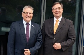 BG BAU Berufsgenossenschaft der Bauwirtschaft: Ehrenamtliches Engagement bringt Arbeitsschutz voran